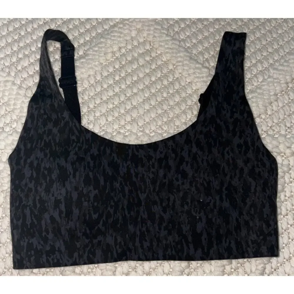 Womens Lululemon In Alignment Straight-Strap Bra Size 4